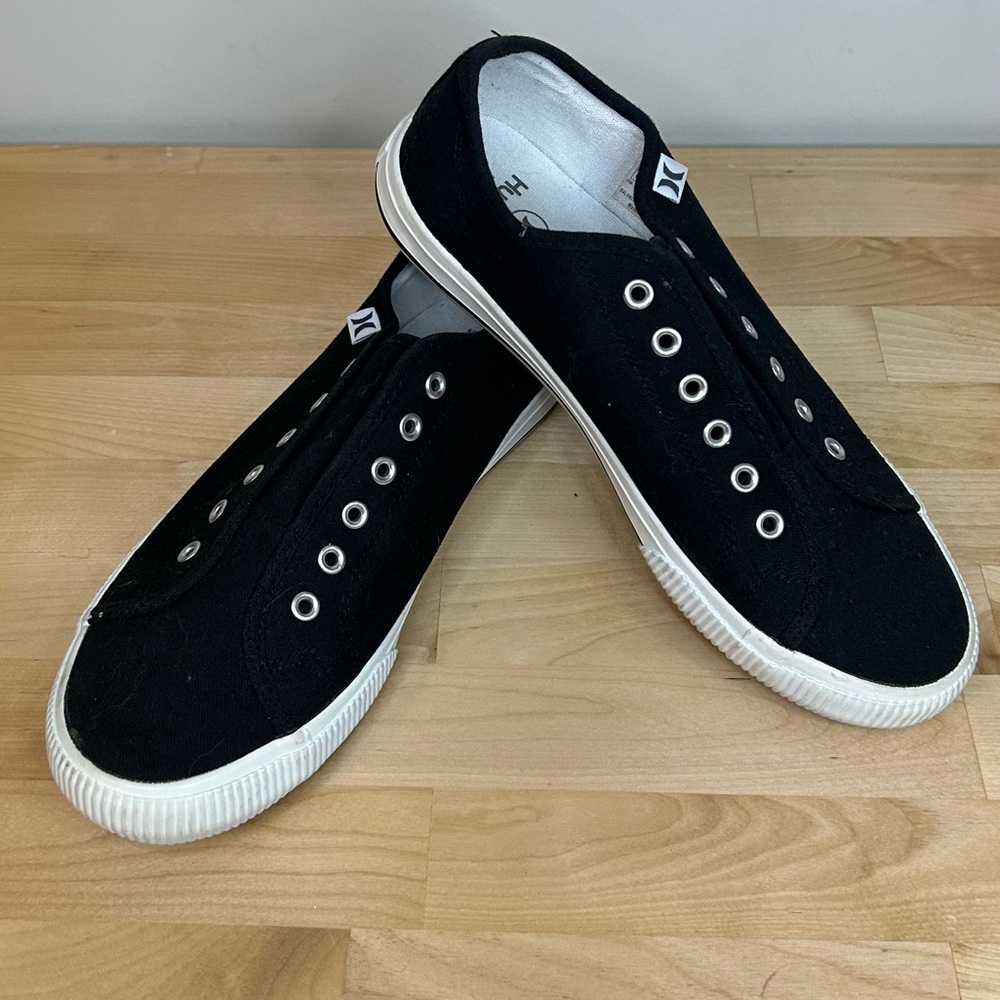 Hurley Black Slip On Sneakers Size 8 Womens Canvas Casual Skater Shoes